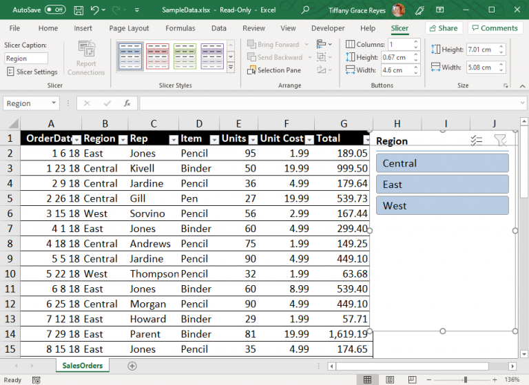 How to use Slicers in Excel to Filter Data
